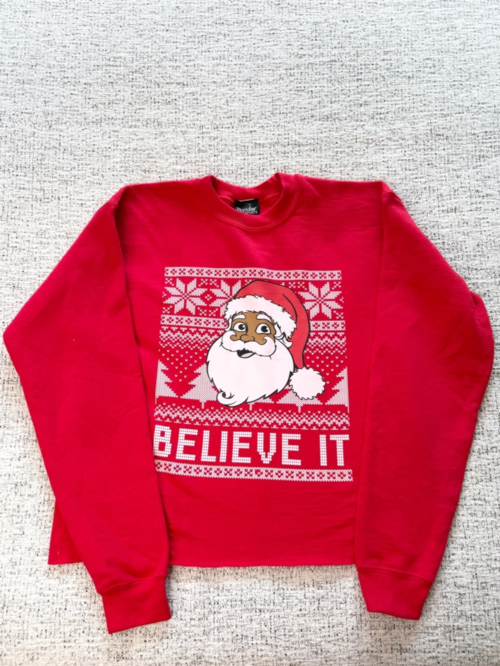 Gildan Red Christmas Crewneck Sweatshirt with Santa 'Believe It' Graphic